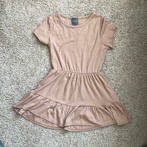 Olivia Rae XS tan peplum top